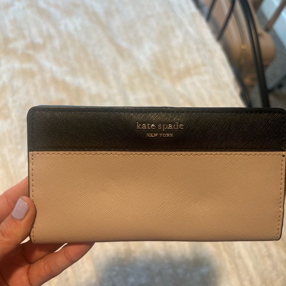 Kate Spade Black and Tan Wallet
